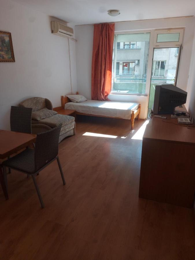 Apartment And 1bedroom - Economy